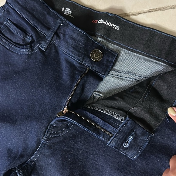 Liz Claiborne‎ Sara slim leg jeans Sz. 6 - Picture 5 of 7